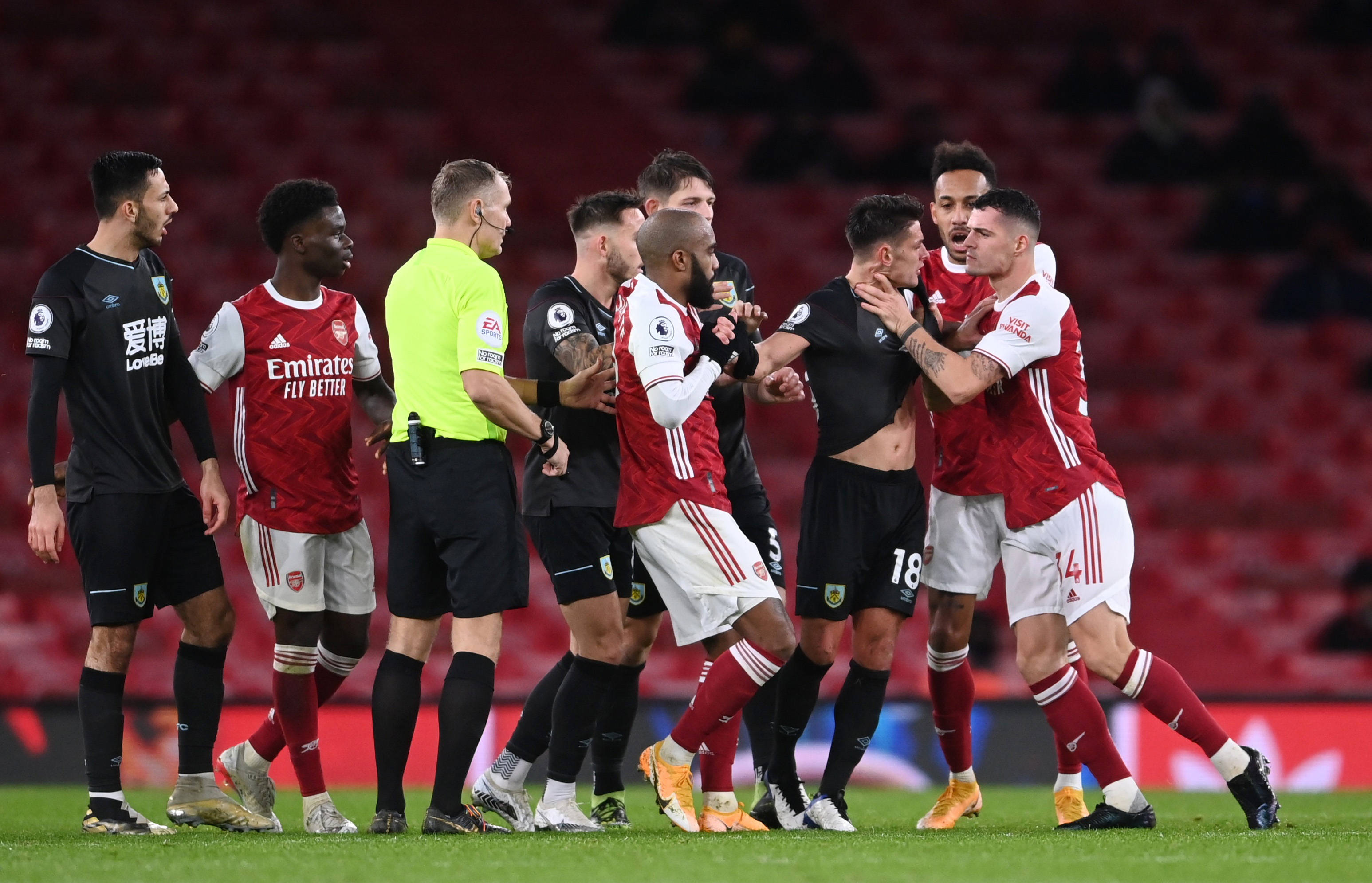 在阵容中缺 在阵容中缺